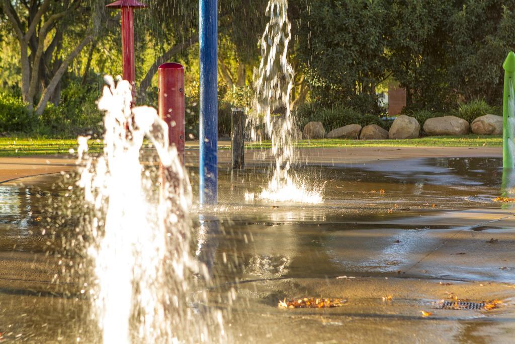 Fountain View Motel Dubbo Buitenkant foto