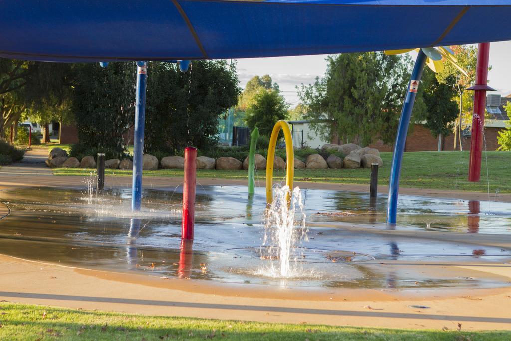 Fountain View Motel Dubbo Buitenkant foto